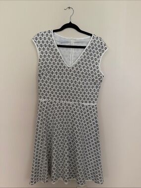 London Times White Dress with Black Floral Pattern